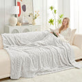 Faux Fur Throw Blanket for Couch, Jacquard Fuzzy Plush Soft Thick Winter Throw Blanket for Sofa Bed Living Room Bedroom，60"X80" Beige